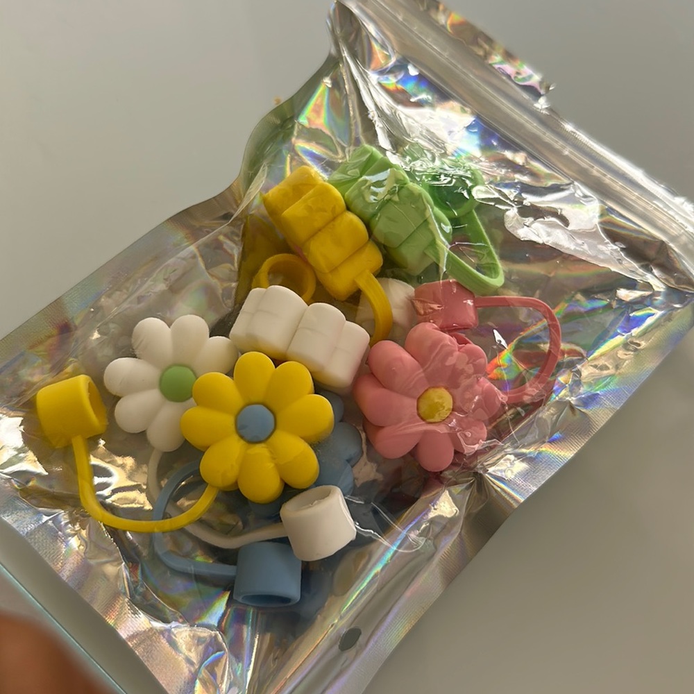 [FREE WITH PURCHASE] Flower Straw Cover Cap